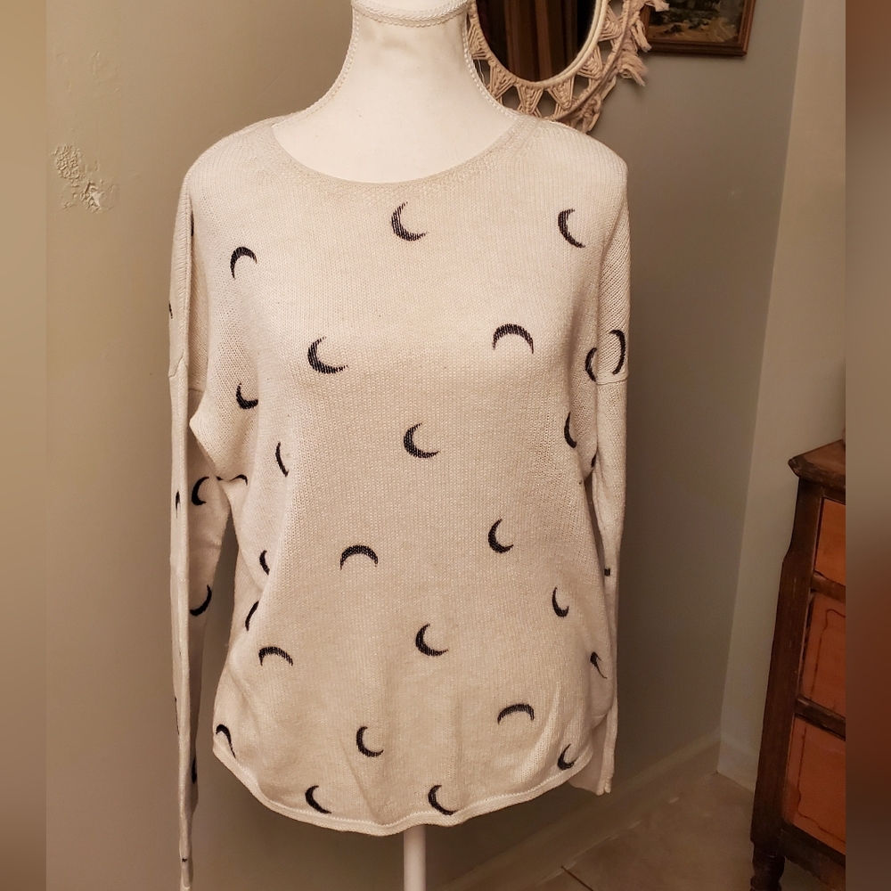 NIC+ZOE Cream Sweater with Black Moon Pattern